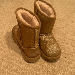 Gold Sparkle Ugg